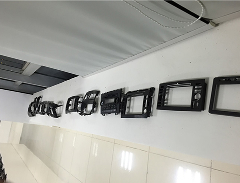Plastic mold